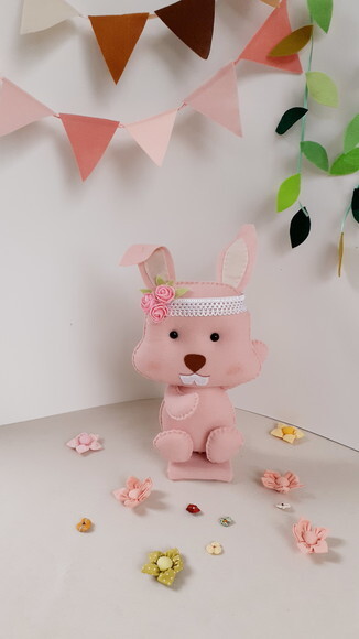Coelhinha Rosa em Feltro