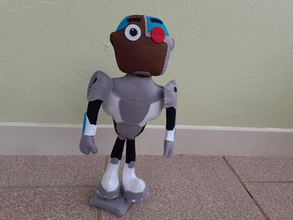 Cyborg de Jovens Titãs em Feltro