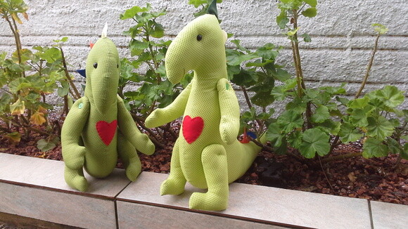 Dinossauros de pano