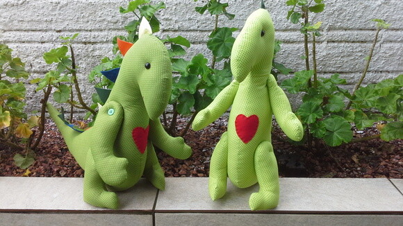 Dinossauros de pano