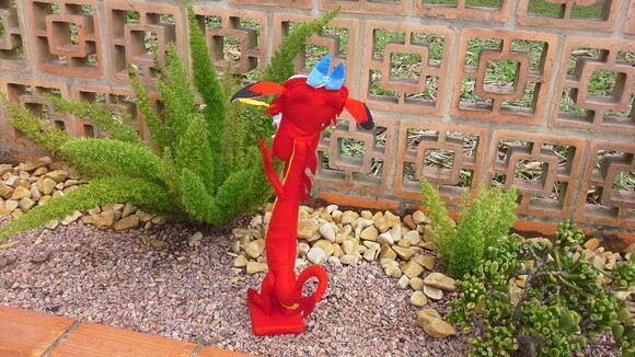 Dragão Mushu em Feltro