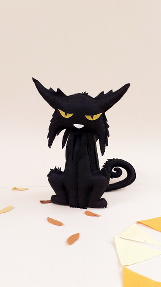 Gato Preto em Feltro