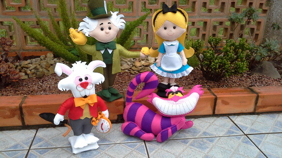 Kit Alice no País das Maravilhas