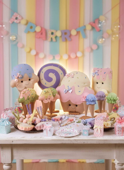 Kit Doces 31 Peças Feltro e Tecido