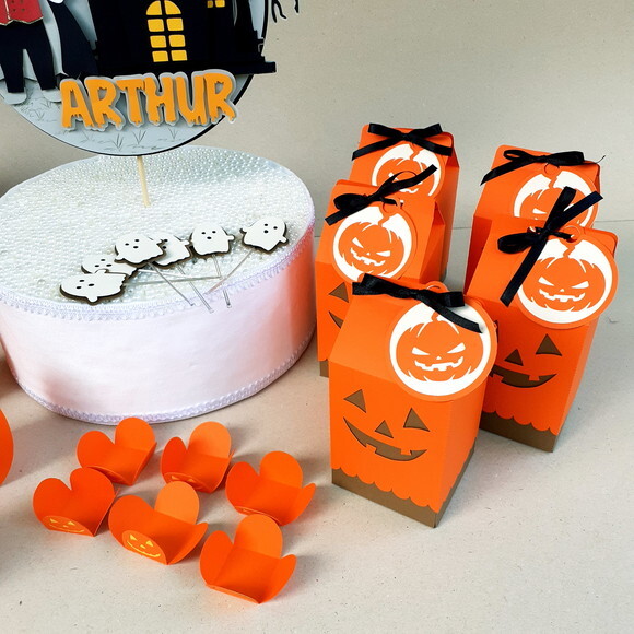 Kit Halloween Feltro e Papel 24 Peças