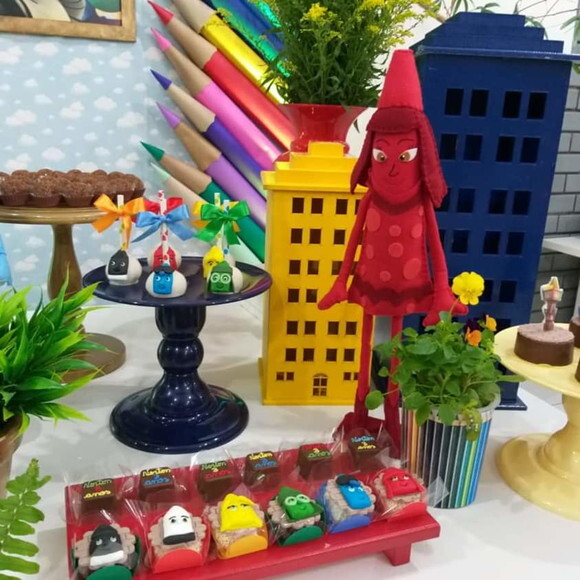Kit Heróis da Cidade das Cores 04 Peças