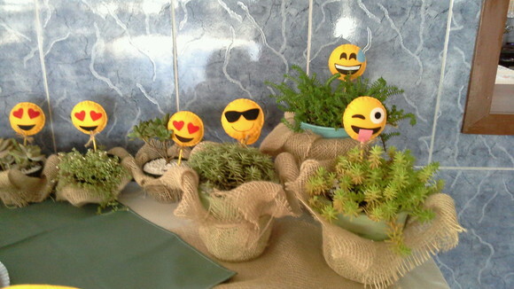 Kit Pirulitos Emoji em Feltro 6 Peças