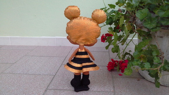 Lol Surprise Queen Bee de Feltro
