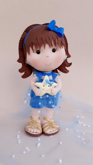 Menina Estrelinha Boneca de Feltro