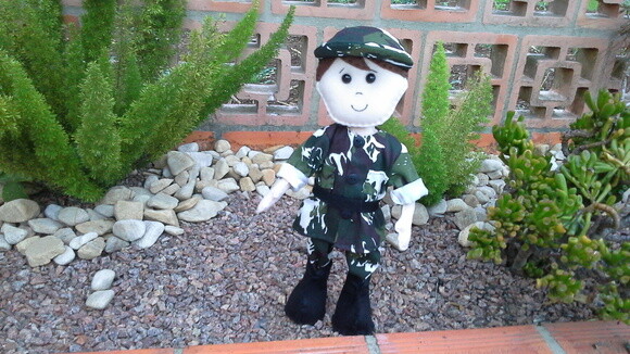 Militares em feltro