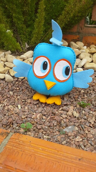 Pássaros Azuis de Angry Birds em feltro