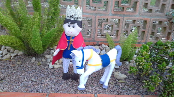 Rei Arthur e Cavalo em Feltro