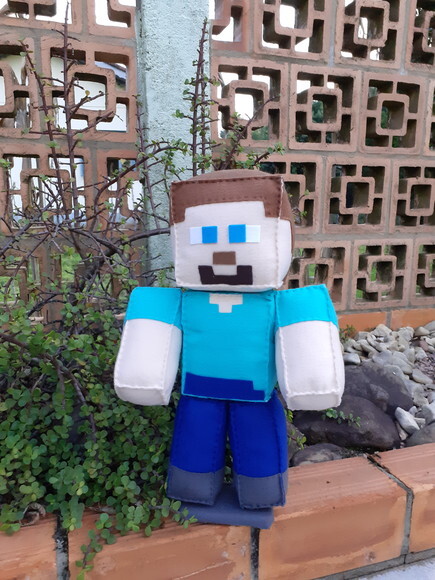 Steve Minecraft em Feltro