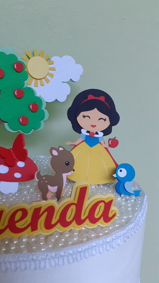 Topper Branca de Neve em Camadas