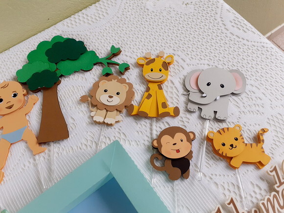 Topper Mesversário Safári 10 Peças Bebê Chorando