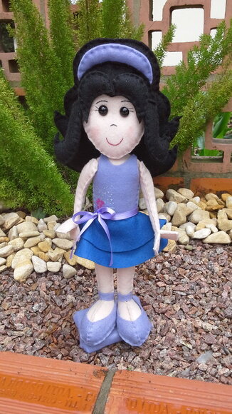 Boneca Emma de Lego Friends de Feltro