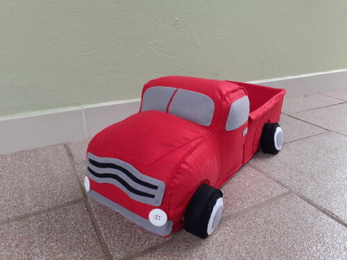 Caminhão vintage de feltro