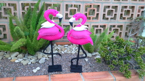 Casal de Flamingos Pink Bolinha