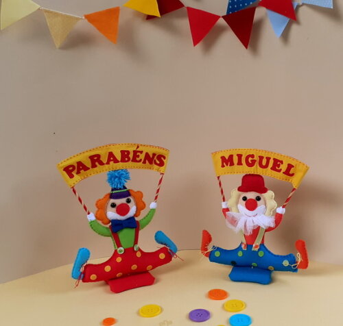 Centro de Mesa Palhaços com Faixa