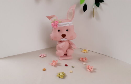 Coelhinha Rosa em Feltro
