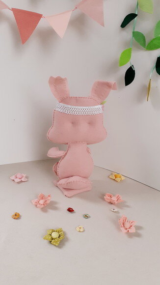 Coelhinha Rosa em Feltro
