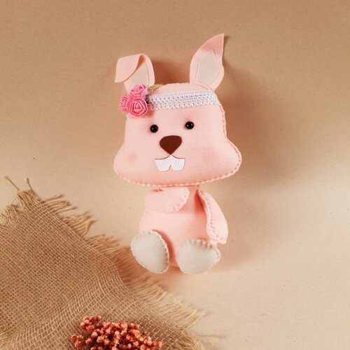 Coelhinha Rosa em Feltro