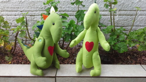 Dinossauros de pano