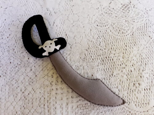 Espada Pirata em Feltro