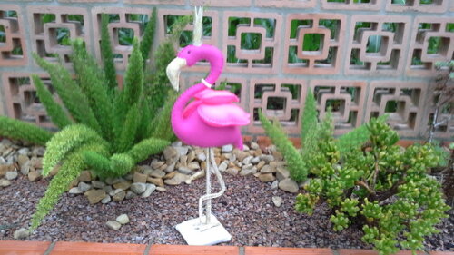 Flamingo Pink e Dourado em Feltro