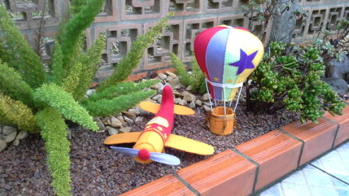 Kit Balão e Avião Mundo Bita