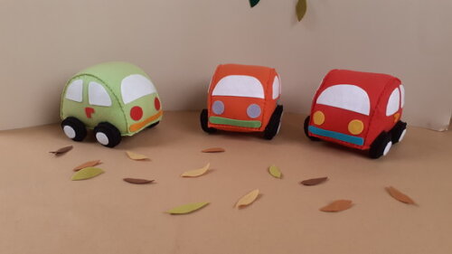 Kit Carrinhos de feltro 03 peças