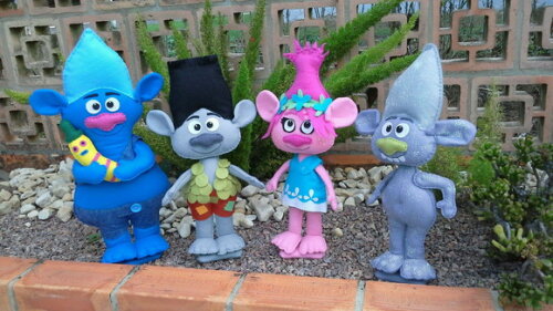 Kit Trolls 04 Peças