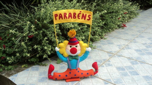 Palhaços com Faixas