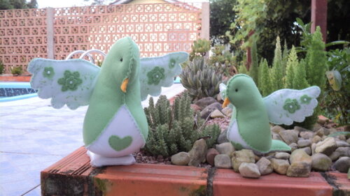 Pombinhas em Feltro