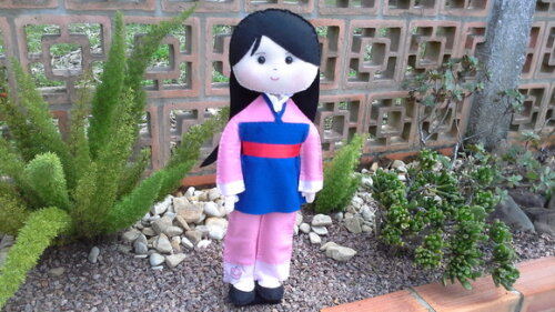 Princesa Mulan em Feltro Ii