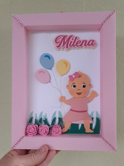 Quadrinho para Porta Maternidade Menina com Balões