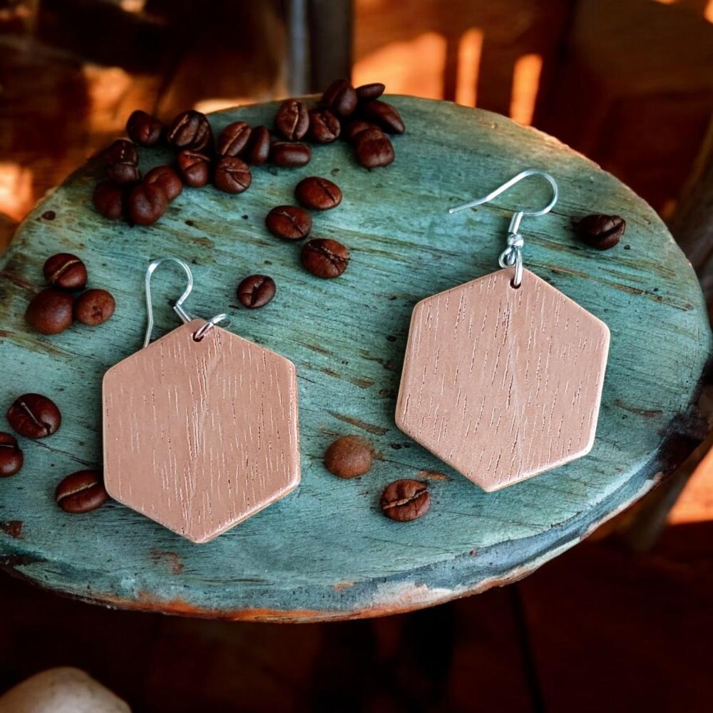 Brinco em madeira nobre