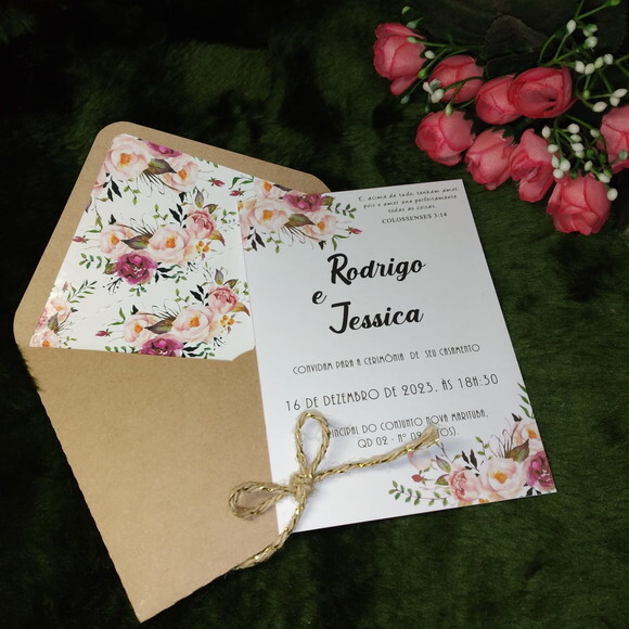 Arquivo de Corte Convite de Casamento Floral e Envelope.
