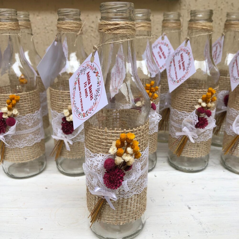 10 Garrafinhas personalizadas Centro de Mesa de juta, renda e flo