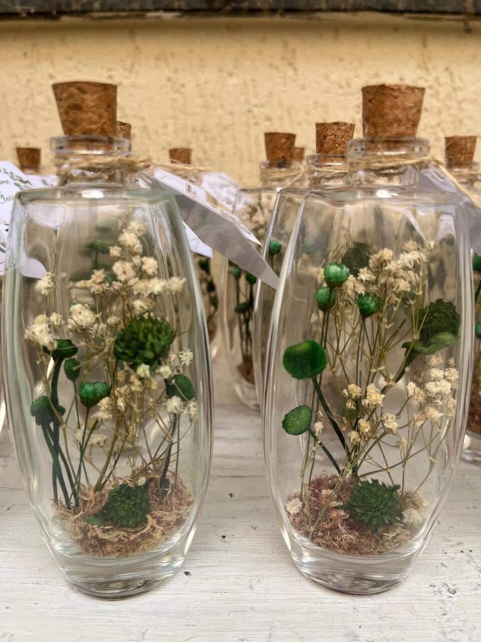 15 Garrafinhas decoradas com flores secas para lembrancinhas de c