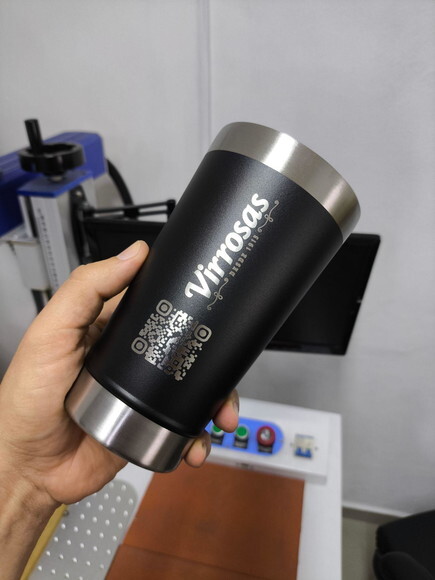Copo Preto Térmico Personalizado no Laser