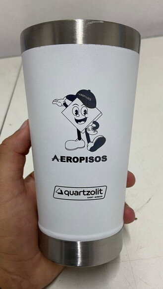 Copo Térmico Branco da Edição até o Produto Final