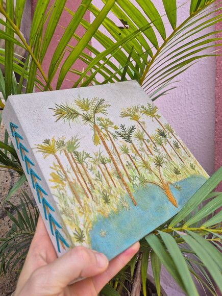 Álbum de Fotos 21cm com Bordado e Aquarela