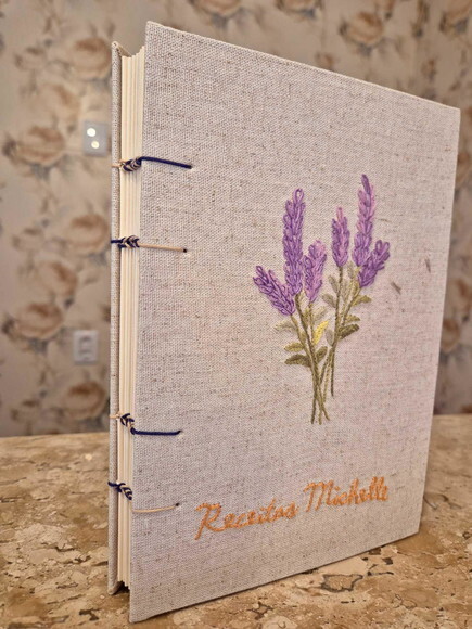 Caderno Artesanal A5 Copta com Bordado