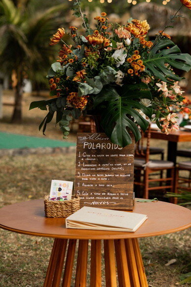 Álbum Bordado - Livro de Assinaturas para Casamento -30x30cm