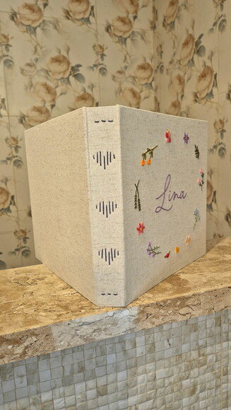 Álbum de Fotos Bordado 30cm