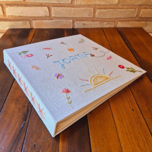 Álbum de Fotos Quadrado 30cm Bordado