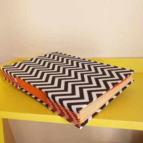 Caderno Artesanal A5 Costura Longstitch Buttonhole