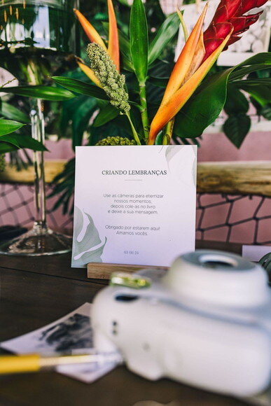 Livro de Assinaturas Bordado para Casamento - 30x30cm