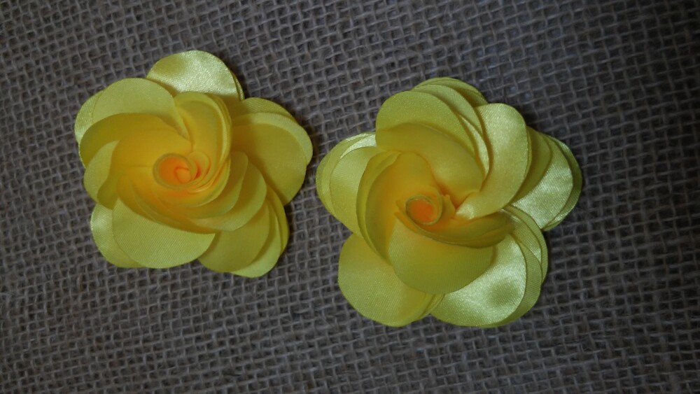 Presilha hairclips Chara amarelo